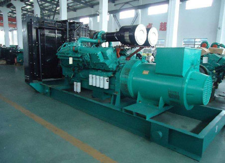 新昌800kw康明斯柴油发电机组